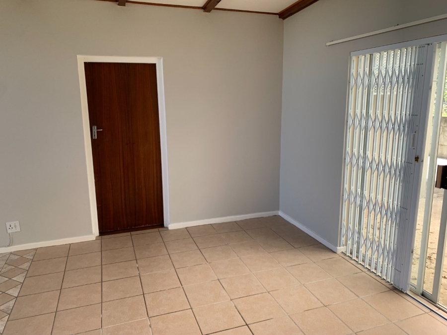 4 Bedroom Property for Sale in Beacon Bay Eastern Cape
